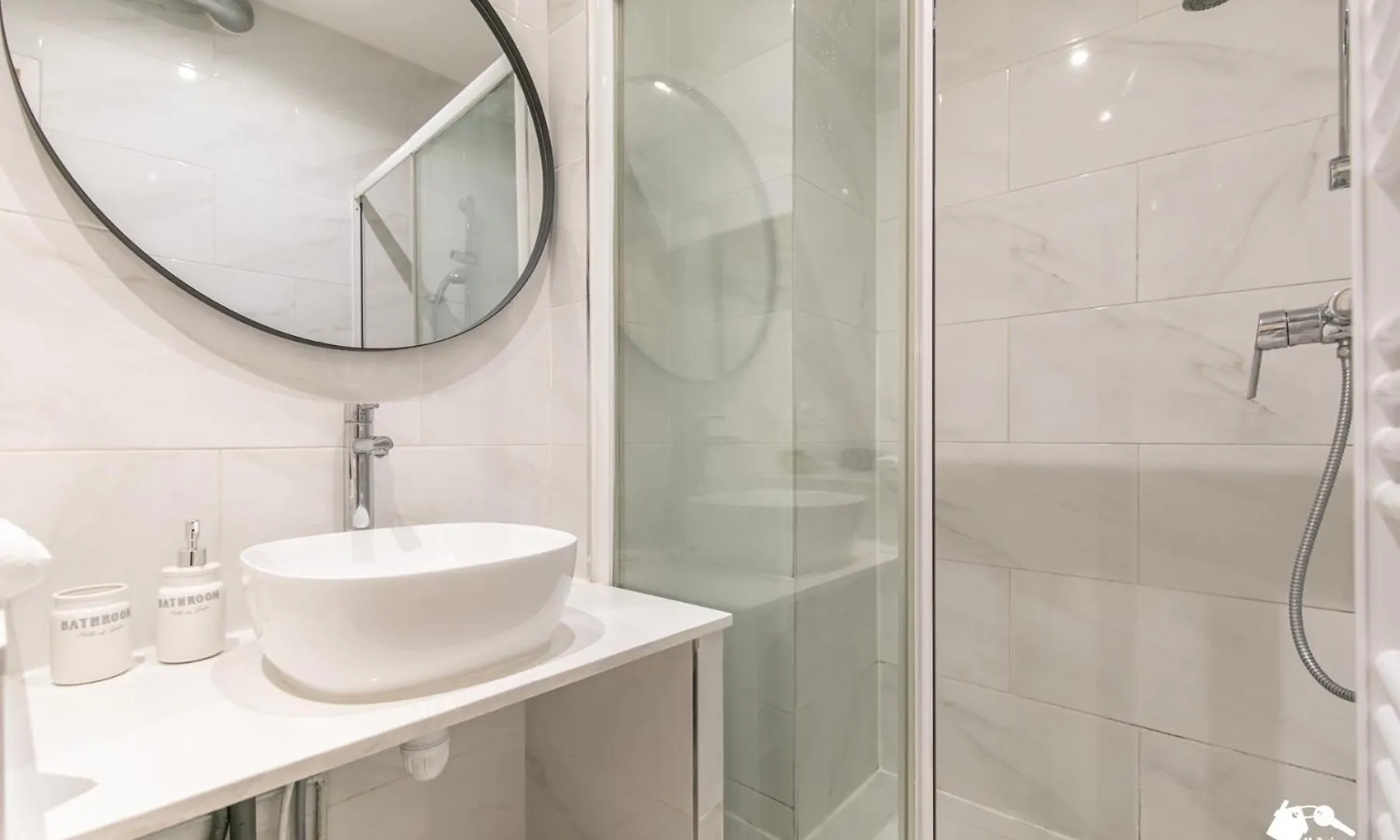Mba - Splendide Appartement Proche Montmartre Paris 0*,