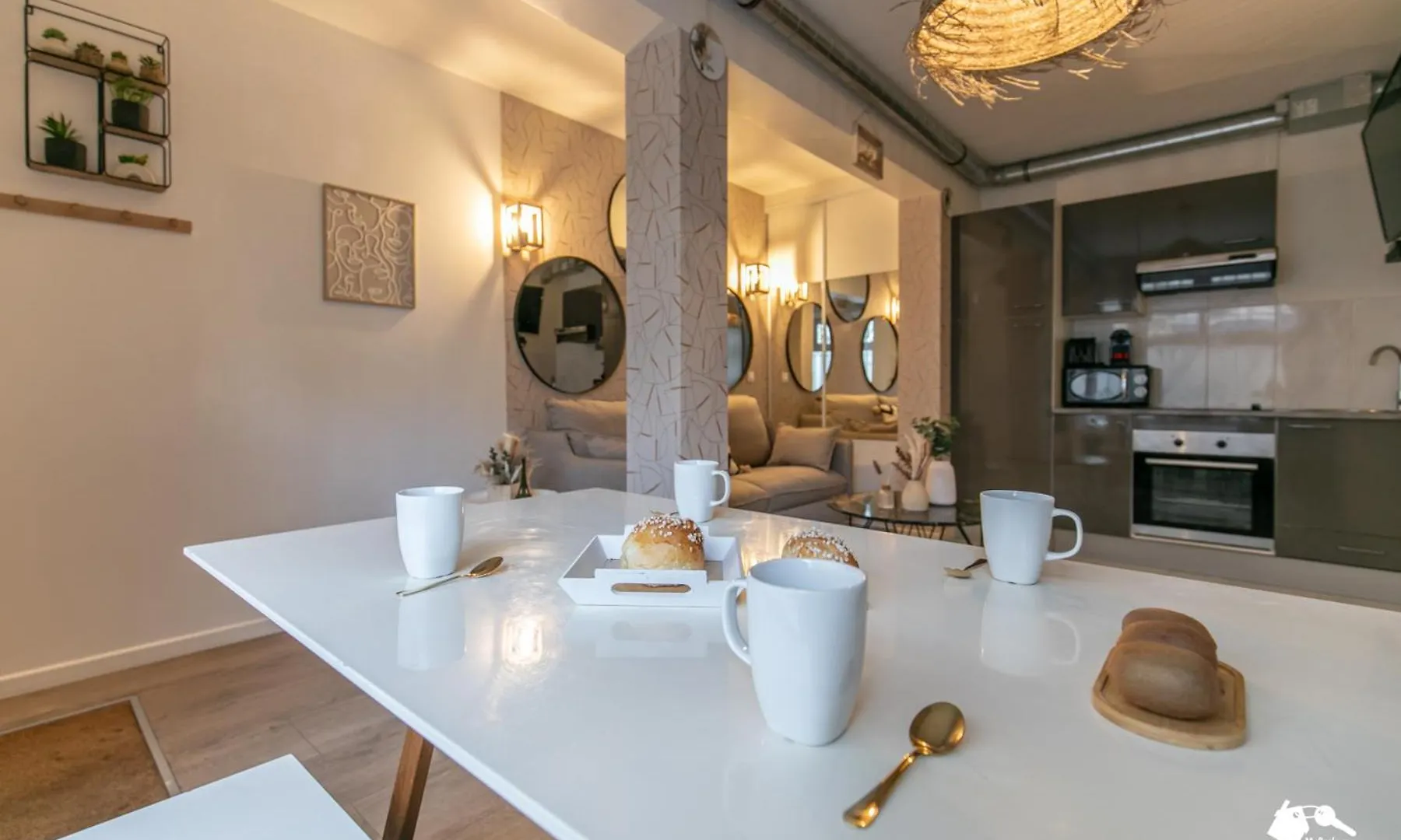 Mba - Splendide Appartement Proche Montmartre Parijs
